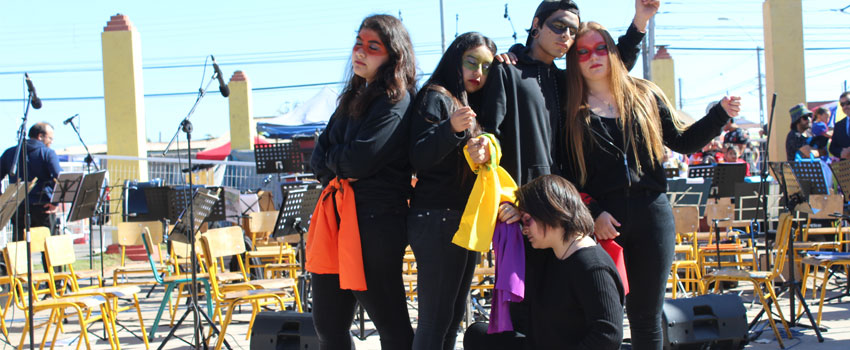 Equipo del Programa PACE ULS participa en la clausura de la Semana de la Educación Artística del Colegio Pedro Aguirre Cerda