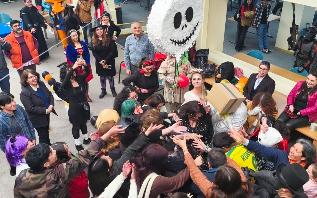 Creepy Userena 2024: Estudiantes y funcionarios de la Universidad de La Serena celebran Halloween con actividades lúdicas y educativas